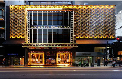 剑川门头设计与商业空间的纽带。